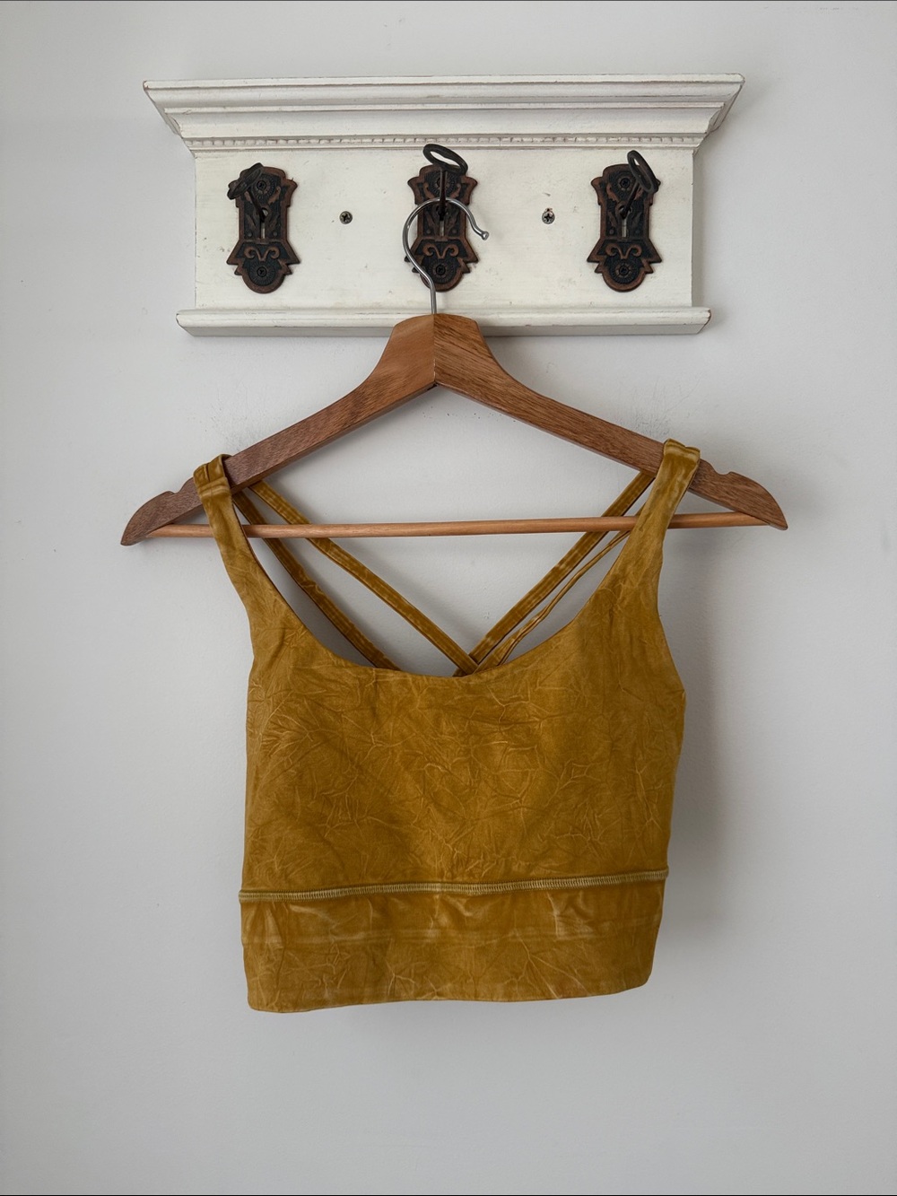 lululemon Energy Bra 10  Mustard Crisscross Crop Tie dye Sports Bra